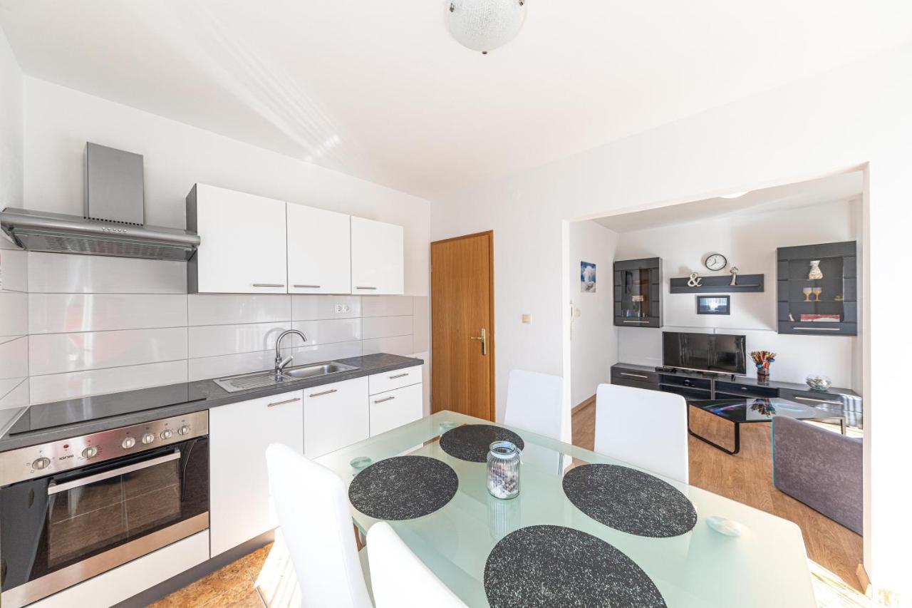Apartments Jelena Kaštela Zewnętrze zdjęcie