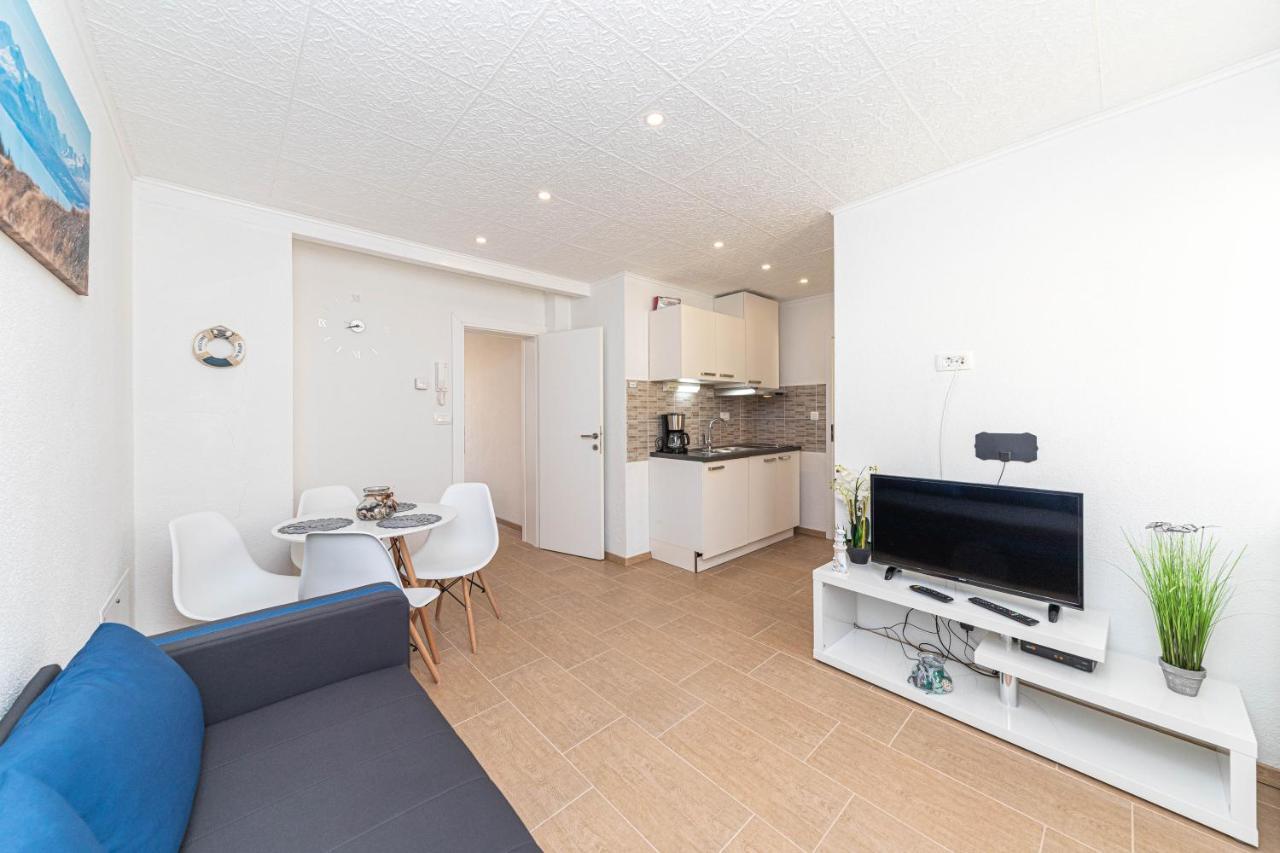 Apartments Jelena Kaštela Zewnętrze zdjęcie