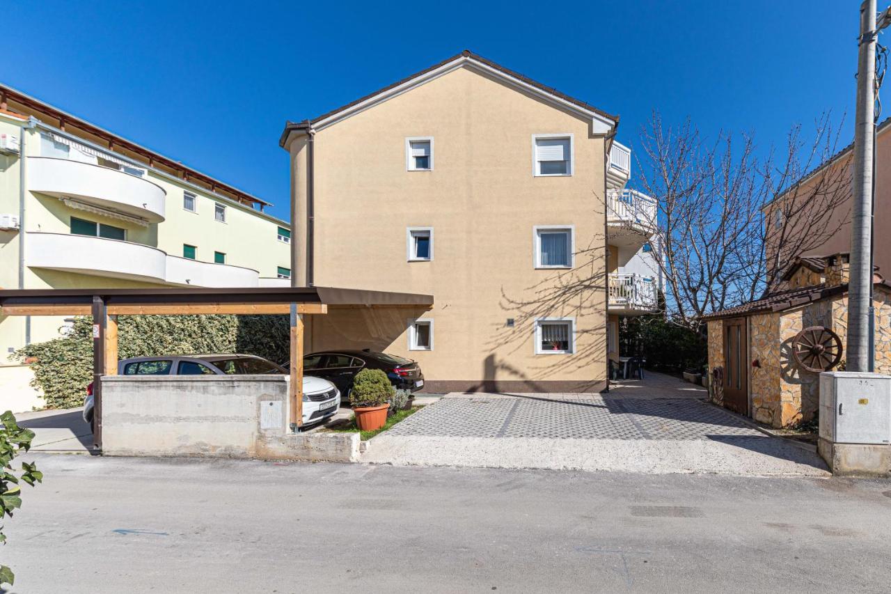 Apartments Jelena Kaštela Zewnętrze zdjęcie