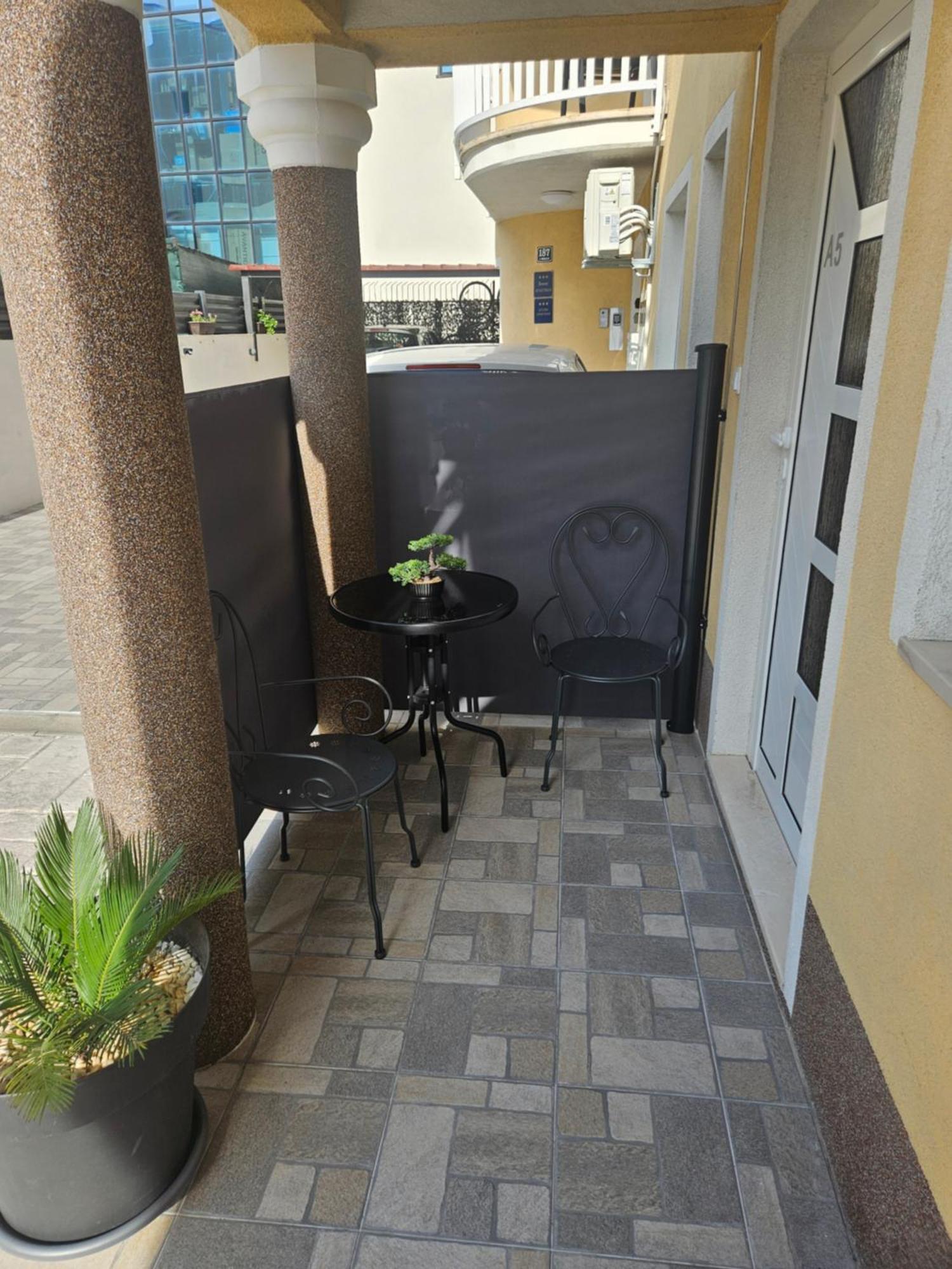 Apartments Jelena Kaštela Zewnętrze zdjęcie